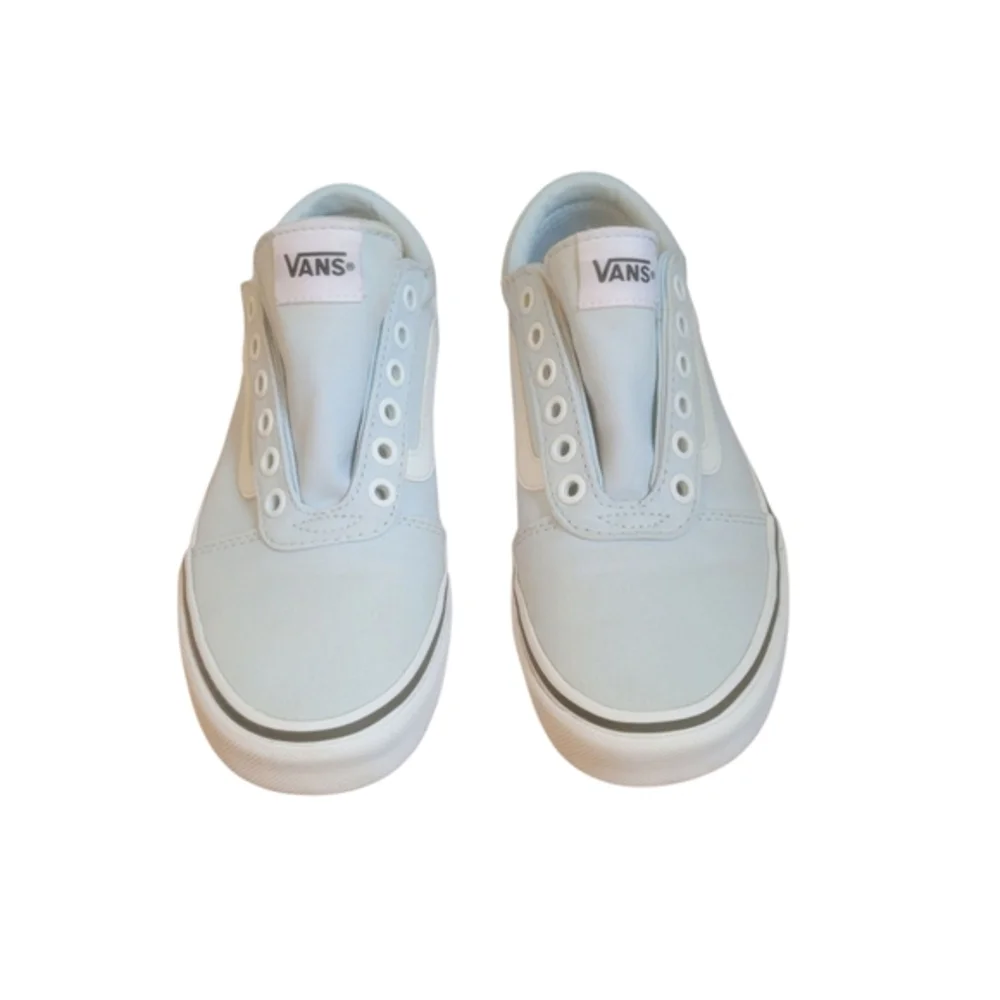 Vans Sneakers Low Top Light Baby Blue Womens Size 6.5‎ (No Laces)